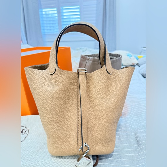 Hermes Handbags - Hermes Picotin 18